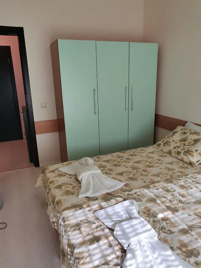 Апартамент Весела-Хоризонт Sozopol Apartment